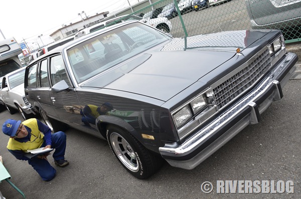 ZERO陸送へ引き渡し 82 Chevrolet Malibu Wagon 1982 シボレー マリブ